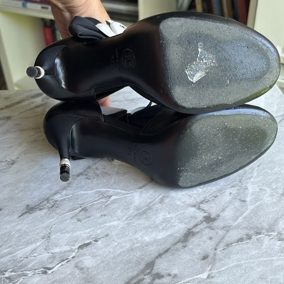 EUC CHANEL 2023 Interlocking CC Logo D'Orsay Pumps black and white 37.5 - Picture 7 of 11